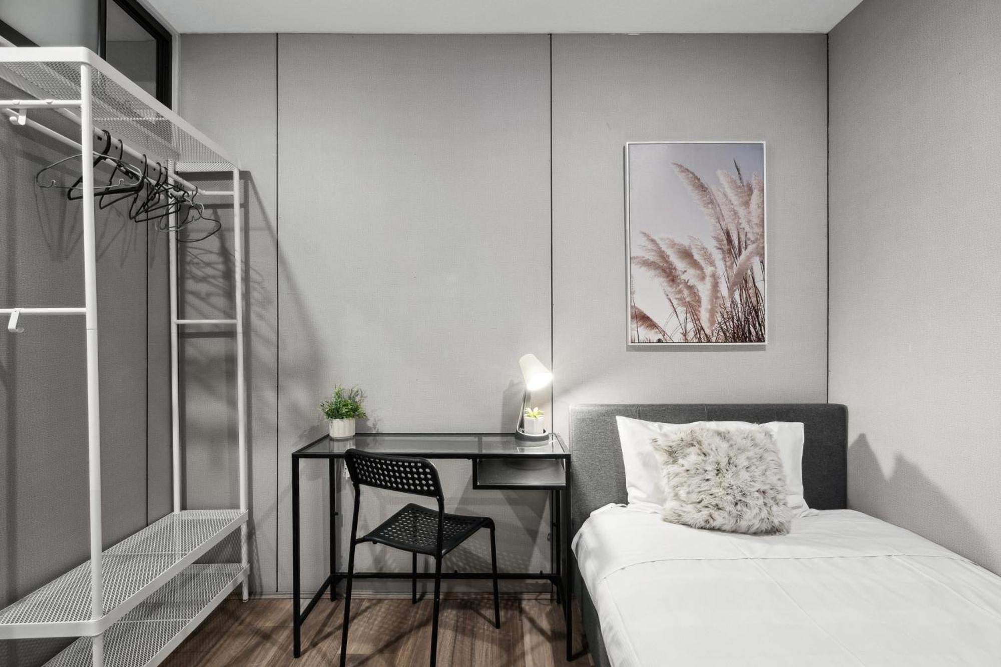 Modern Single - Next To Station - Near Cbd&townhall&chinatown&darling Harbour&uts&usyd - Shared Bathroom *